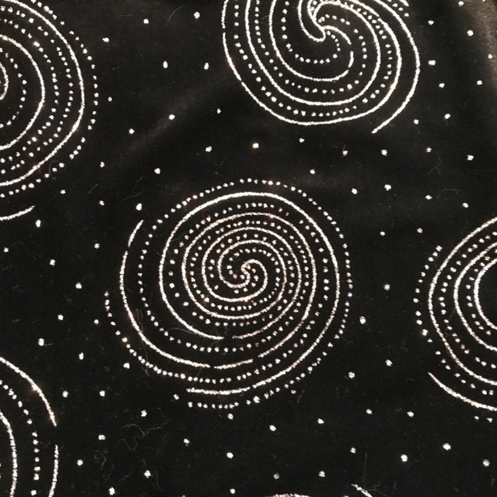 Dressy Briggs NY black velour faux 2-piece with glittery silver swirls (PL) - Picture 14 of 16
